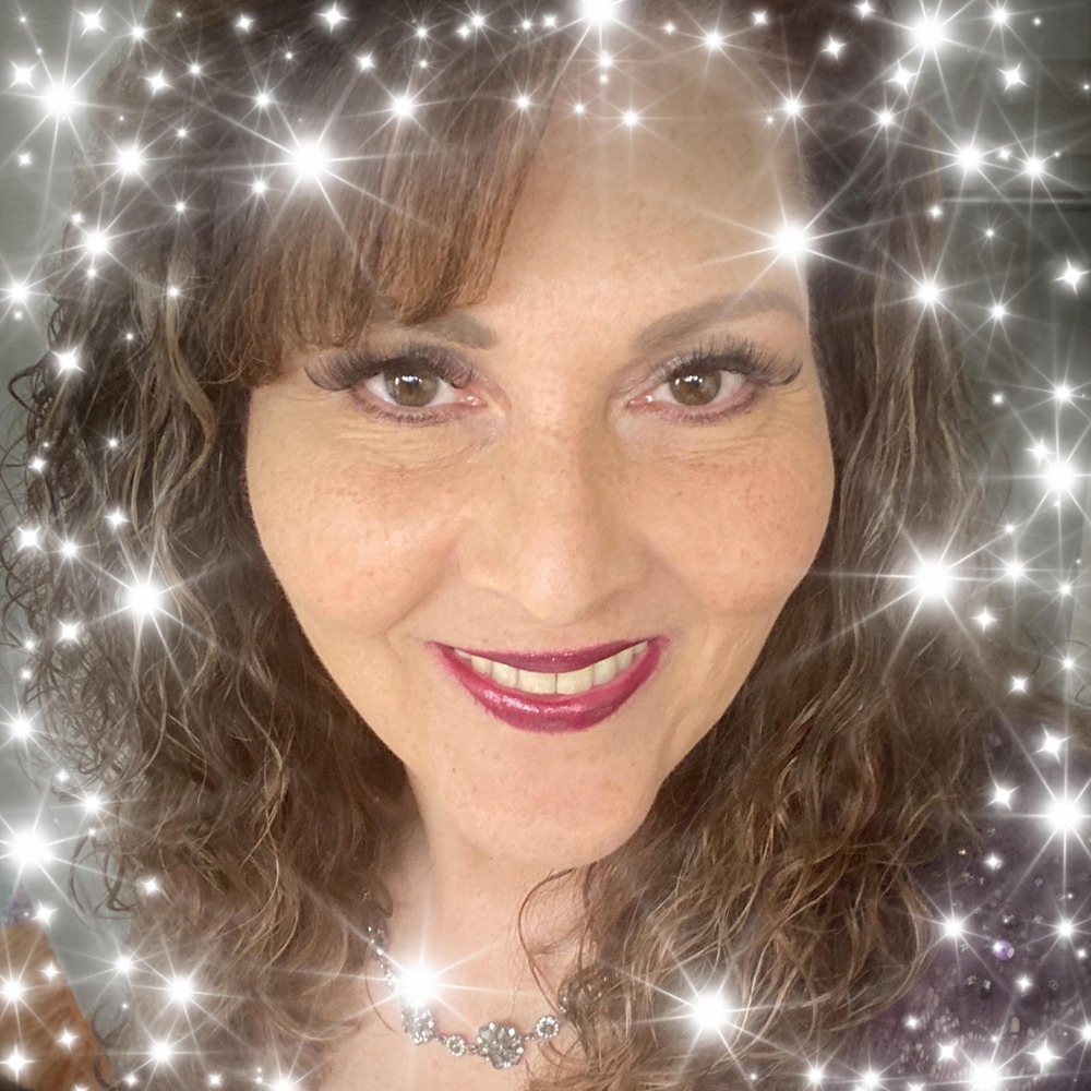 Meet your Posher, Deanna